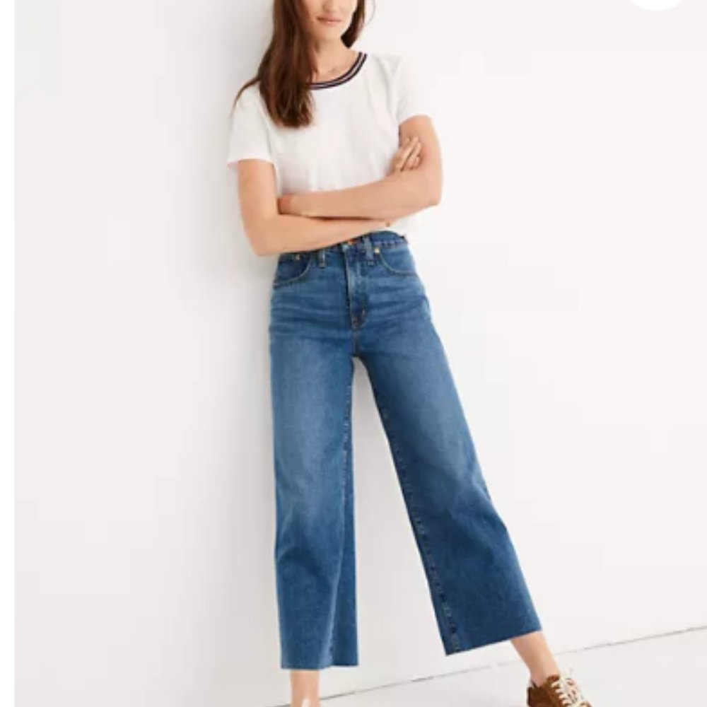 Petite Slim Wide-Leg Jeans in Crownridge Wash